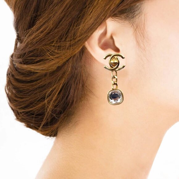 Chanel Vintage Gold Plated CC Turnlock Square Crystal Clip on Earrings - Picture 3 of 5